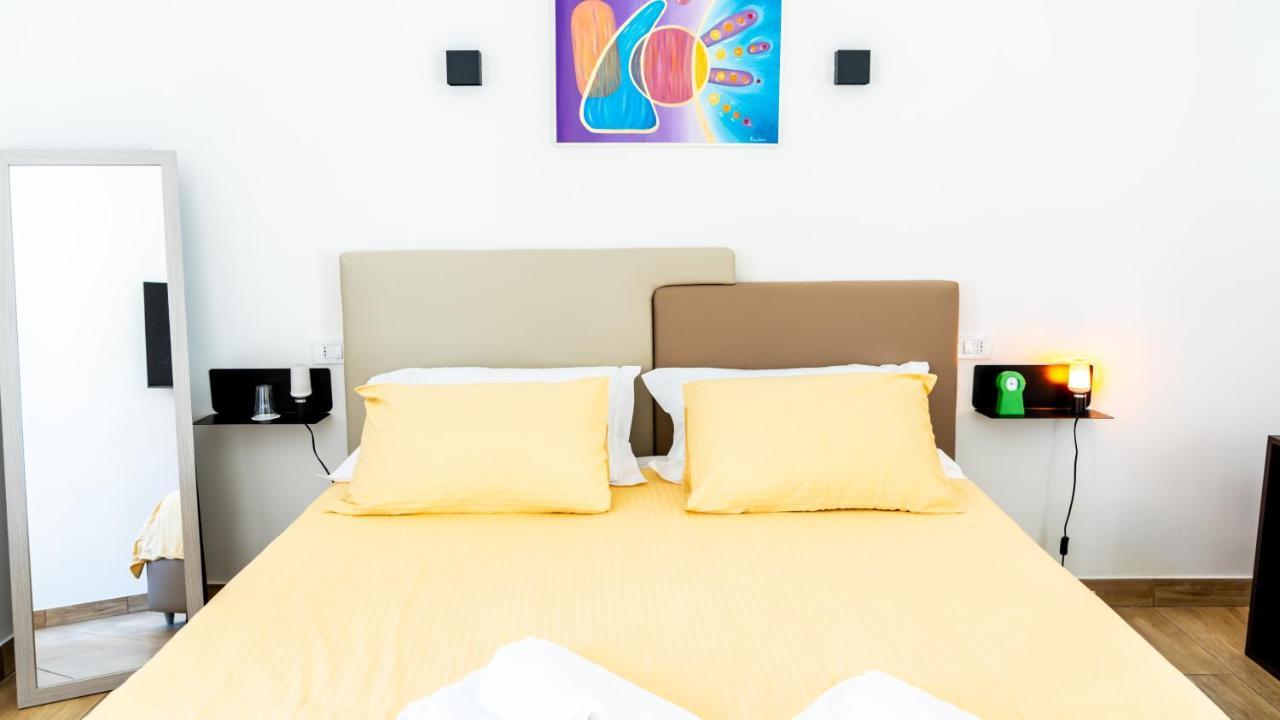 Zeta Rooms Caserta Eksteriør billede