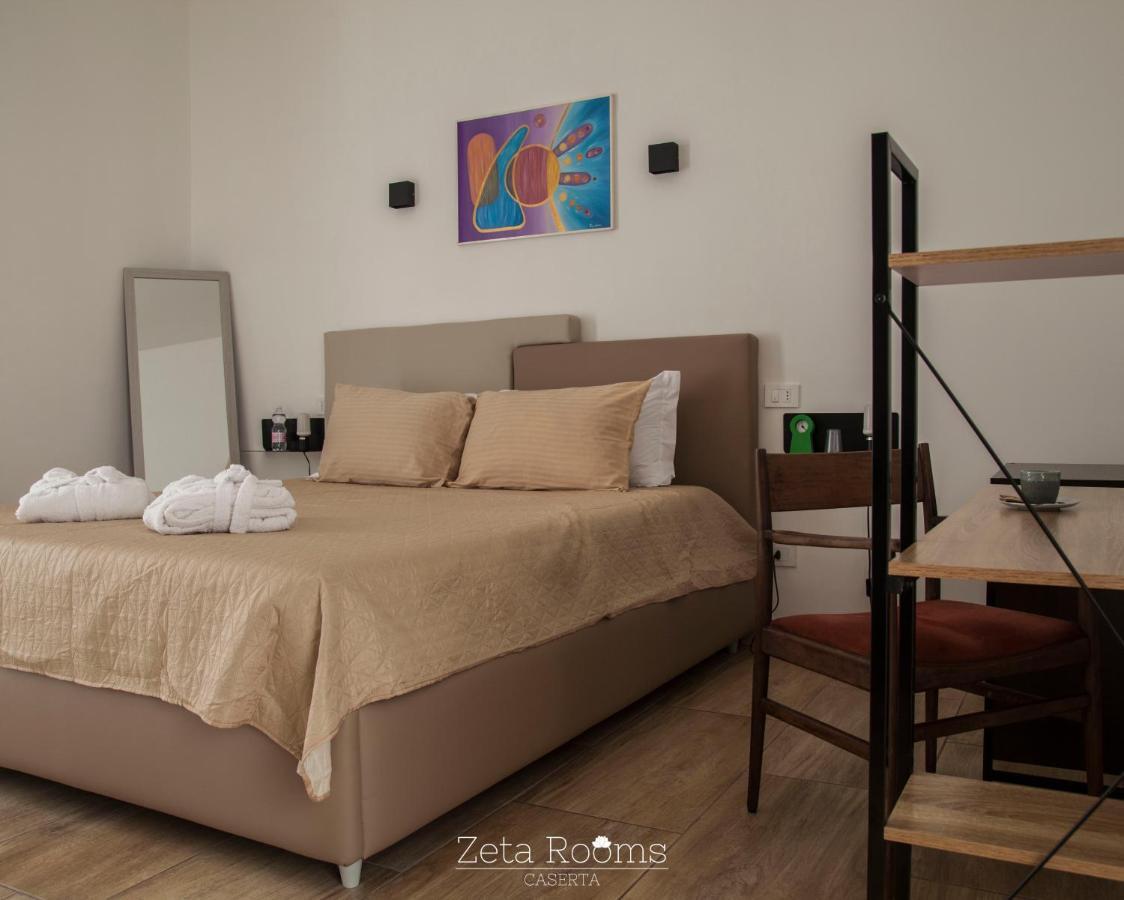 Zeta Rooms Caserta Eksteriør billede