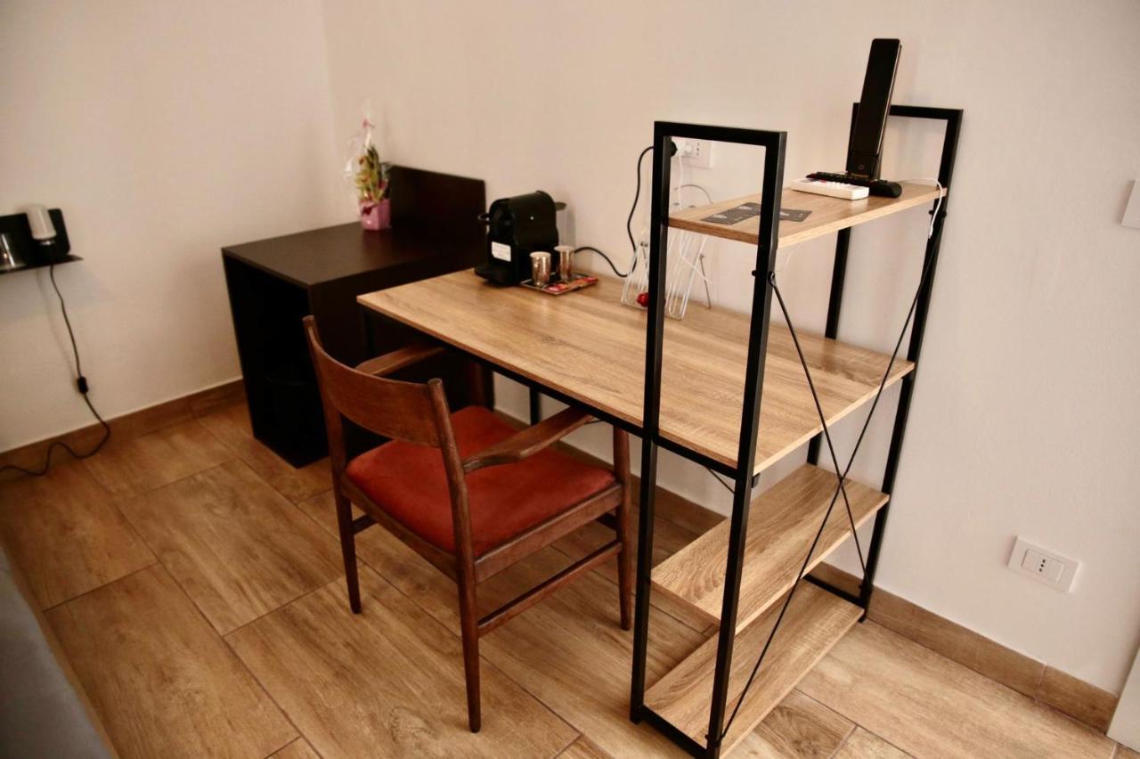 Zeta Rooms Caserta Eksteriør billede